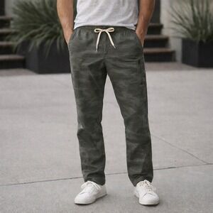 Vuori Men's Camo Ripstop Climber Pants Bottoms Drawstring Elasric Waist Zippe z0